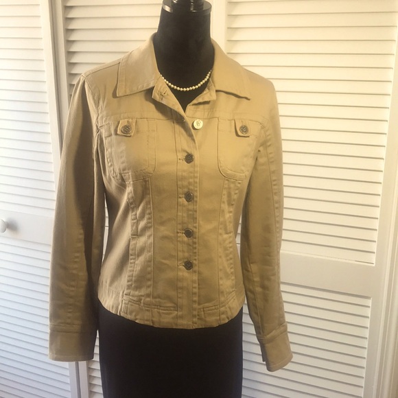 Brown jean jacket. Size small. Cotton/spandex. - Picture 2 of 12